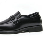 MEN'S BUSINESS BUCKLE POINTED LEATHER SHOES 29108353YL