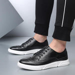 MEN'S CASUAL CARVED WEAR-RESISTANT SIMPLE SNEAKERS 29488581S