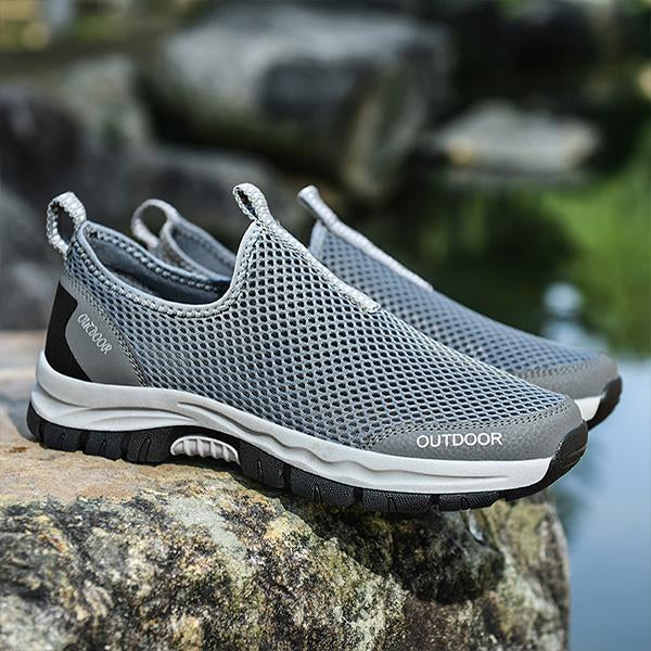 MEN'S LIGHTWEIGHT BREATHABLE MESH SLIP-ON SNEAKERS 08496311S